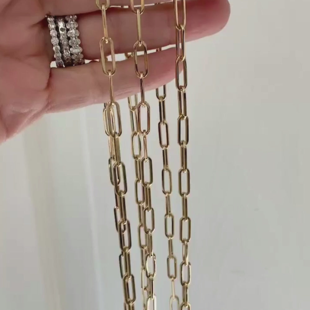 video of a link chain by LeahJessica
